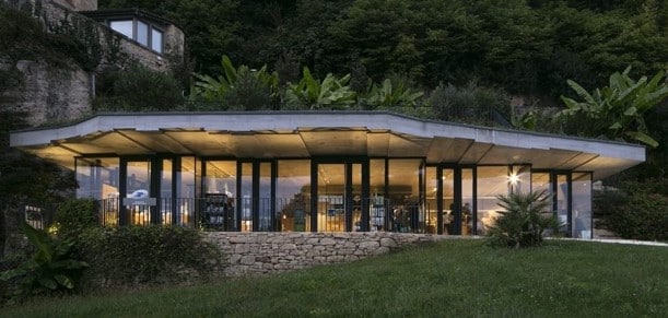 Vue de l’aménagement scénographique de l’Office de Tourisme de La Roque-Gageac